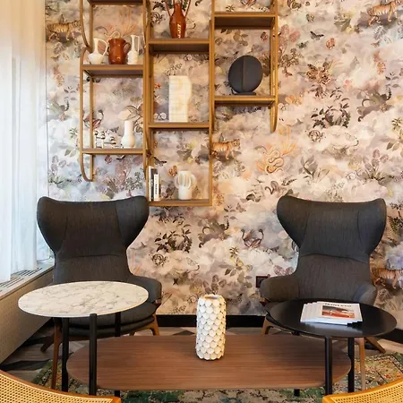 Le Splendid D'annecy - Handwritten Collection 4*
