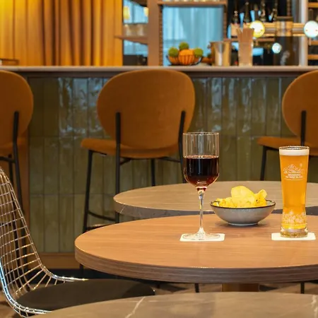 Le Splendid D'annecy - Handwritten Collection Hotel 4*