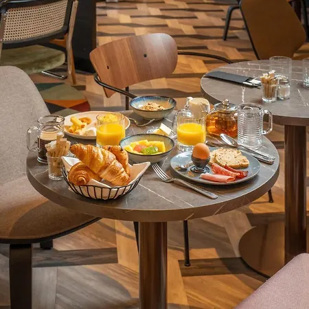 Le Splendid D'annecy - Handwritten Collection 4* Annecy