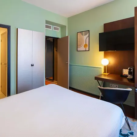 Le Splendid D'annecy - Handwritten Collection 4* Άννεσι