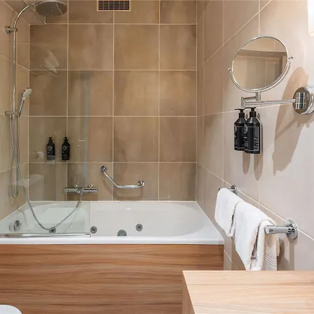 Le Splendid D'annecy - Handwritten Collection Otel 4*