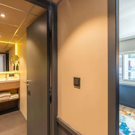 Hotel Le Splendid D'annecy - Handwritten Collection 4*