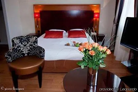 Le Splendid D'annecy - Handwritten Collection 4* Annecy