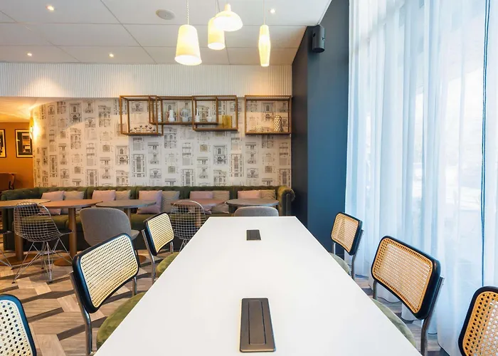 Le Splendid D'annecy - Handwritten Collection 4* Annecy