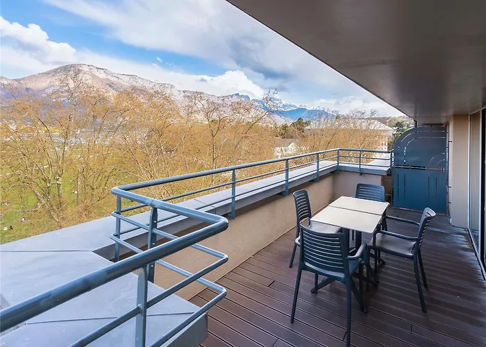 Le Splendid D'annecy - Handwritten Collection 4*